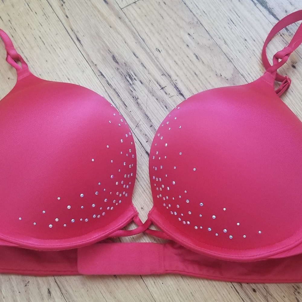 Vs bombshell plunge red bra